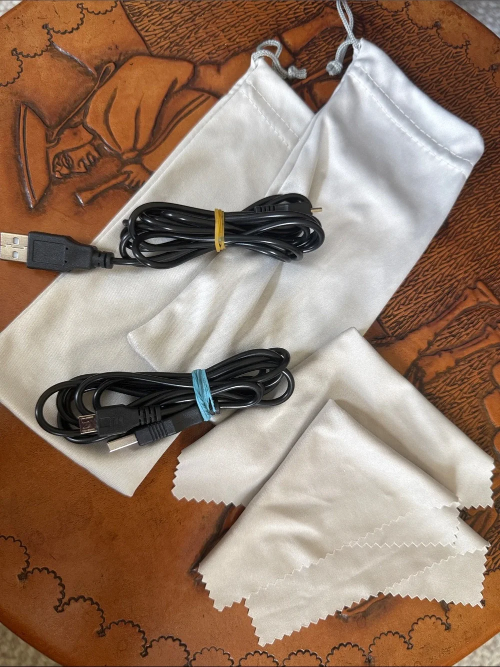 Quantum 3D Glasses-2 Pack! Incl 2 ea protective bags, cords, cleaning cloths.
